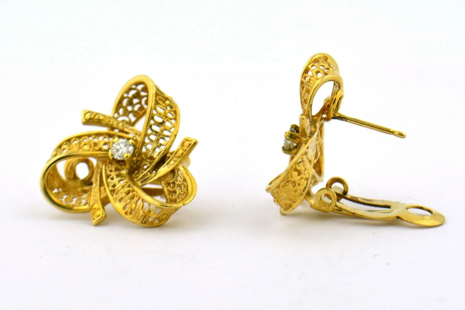 Vintage Mid Century Diamond Bow 14K Yellow Gold Filigree Earrings VS F .18cttw